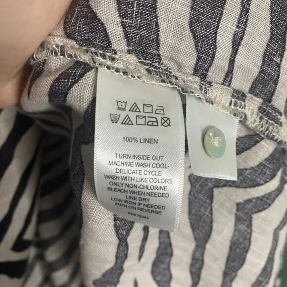 (2) Tahari linen tunic blouses 3X green brown stripe - Picture 9 of 12